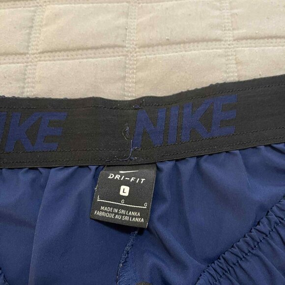 5/$25  Men's Nike Dri-Fit Athletic Shorts - Picture 3 of 3